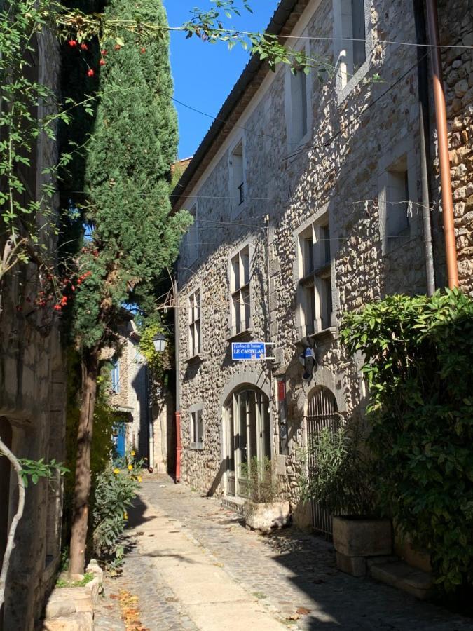 Le Castelas Aigueze Luaran gambar